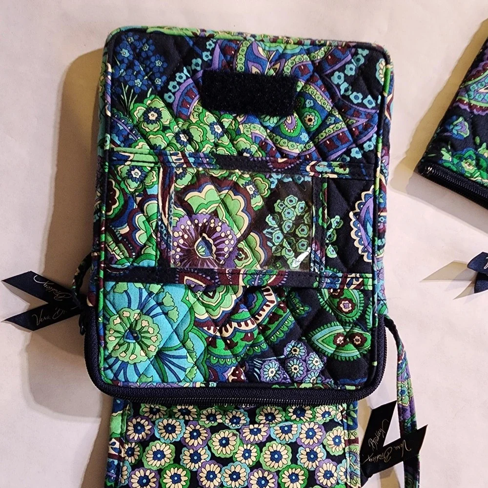 Vera Bradley Quilted Cosmetic‎ Travel Bag & Coin Purse Set Paisley Floral